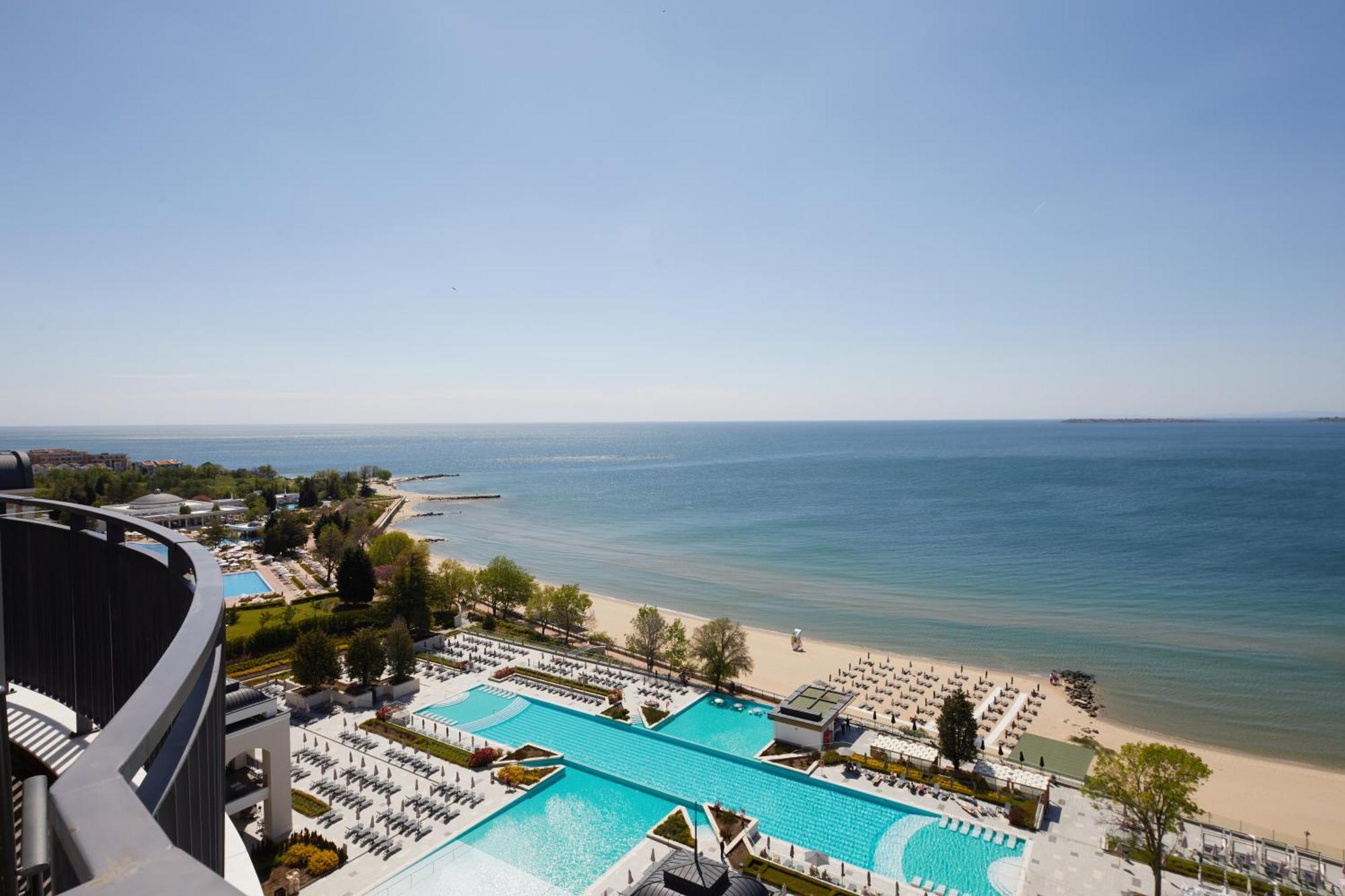 Secrets Sunny Beach Resort & Spa (Adults Only) 객실 사진 The Black Sea at Golden Sands