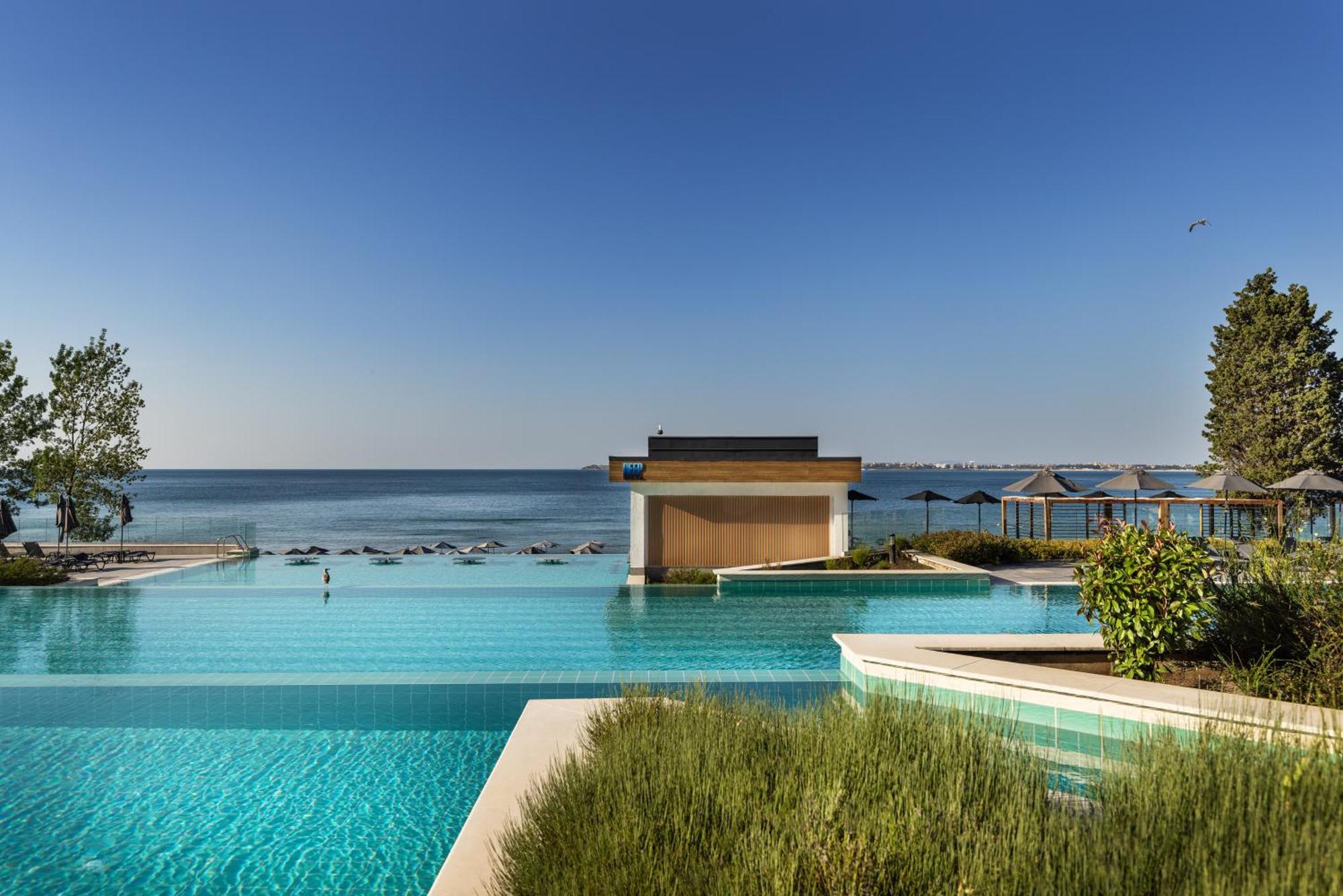 Secrets Sunny Beach Resort & Spa (Adults Only) 외부 사진 The Westin Resort Marina El Alamein